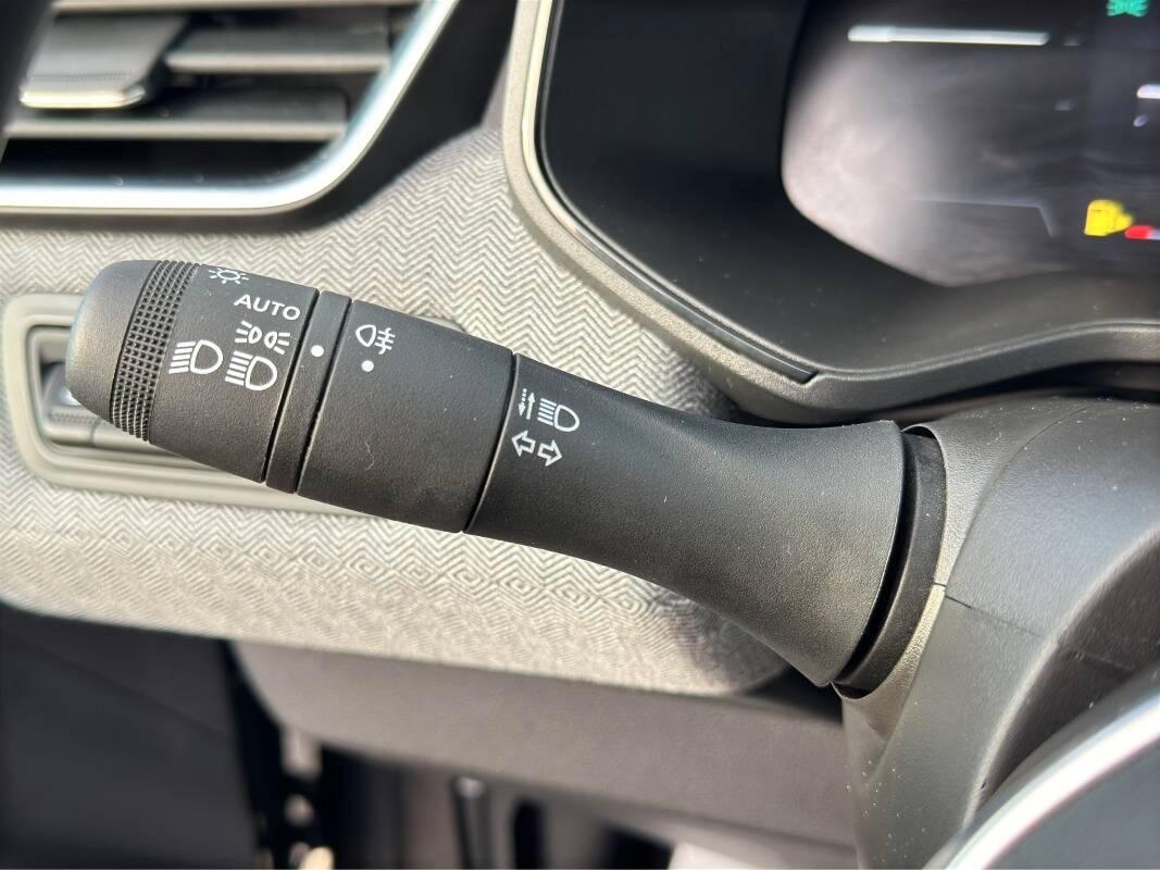 Renault Clio 1.0 tce Techno 90cv con Telecam e CarPlay