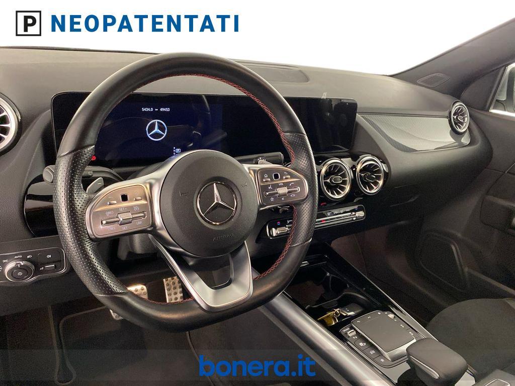 Mercedes GLA 180 180 D AMG Line Premium Plus 8G-DCT