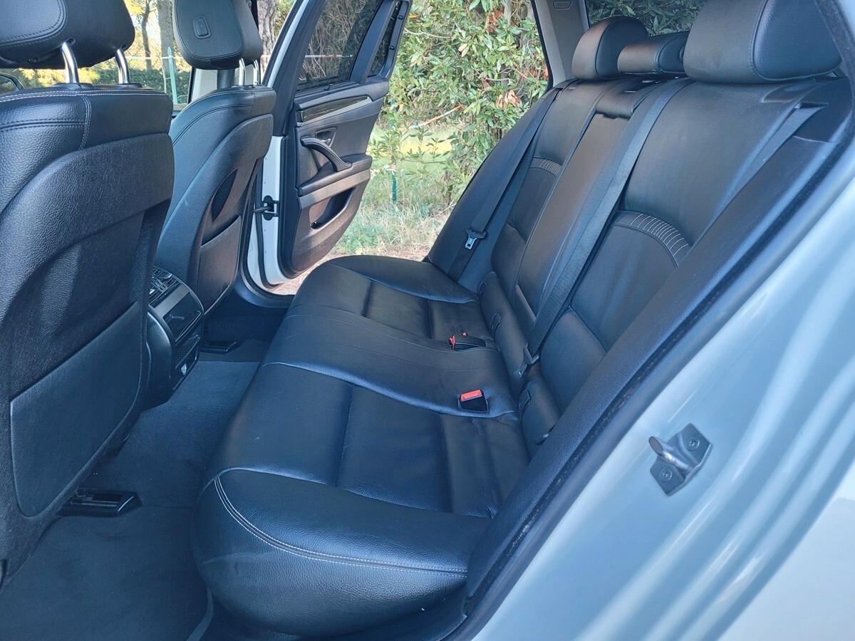 Bmw 520d xDrive Touring Luxury