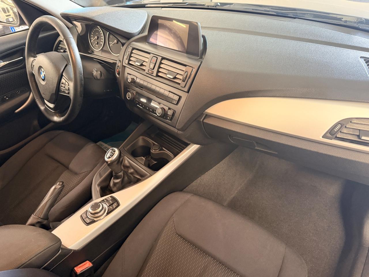 Bmw 118 118d 5p. Sport