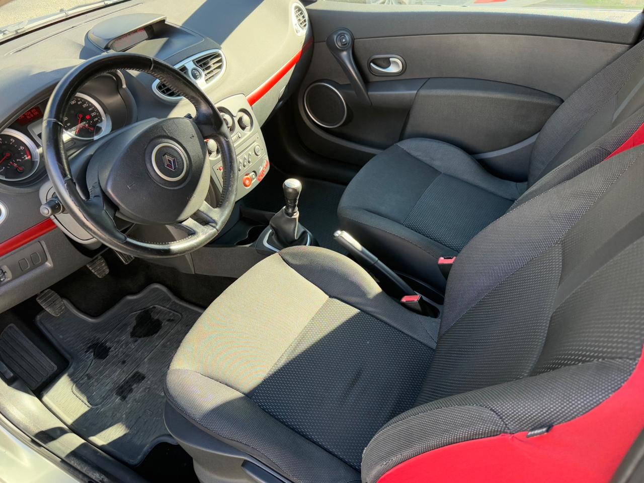 Renault Clio 1.2 16V 3 porte Rip Curl