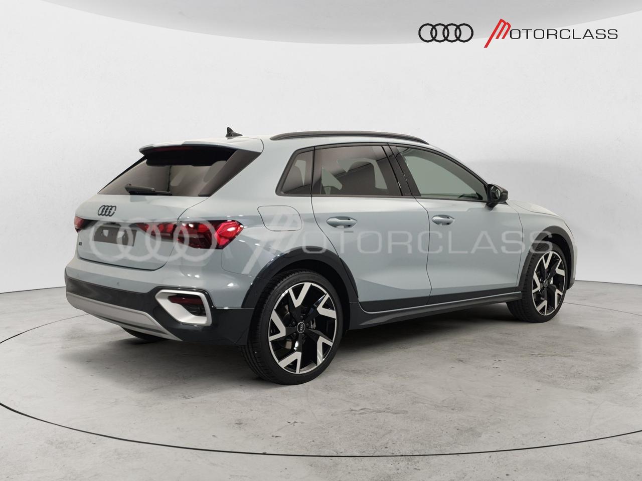 Audi A3 allstreet 30 2.0 tdi identity contrast s tronic