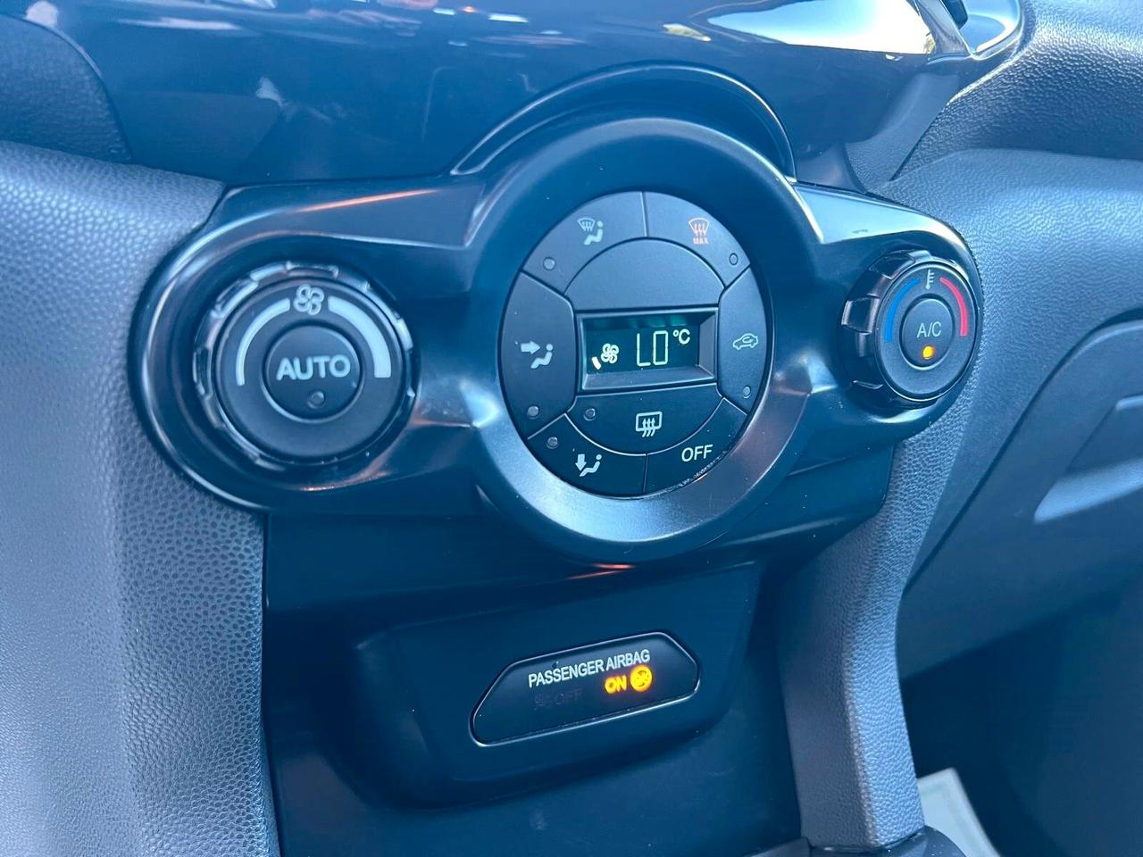 Ford EcoSport 1.5 TDCi 95 CV Titanium