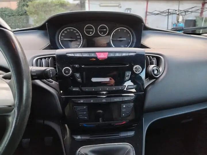 Lancia Ypsilon 1.3 MJT 16V 95 CV 5 porte S&S Platinum