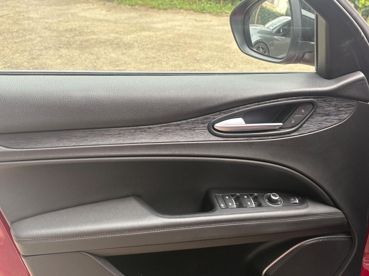 Alfa Romeo Stelvio 2.2 Turbodiesel 190 CV AT8 Q4