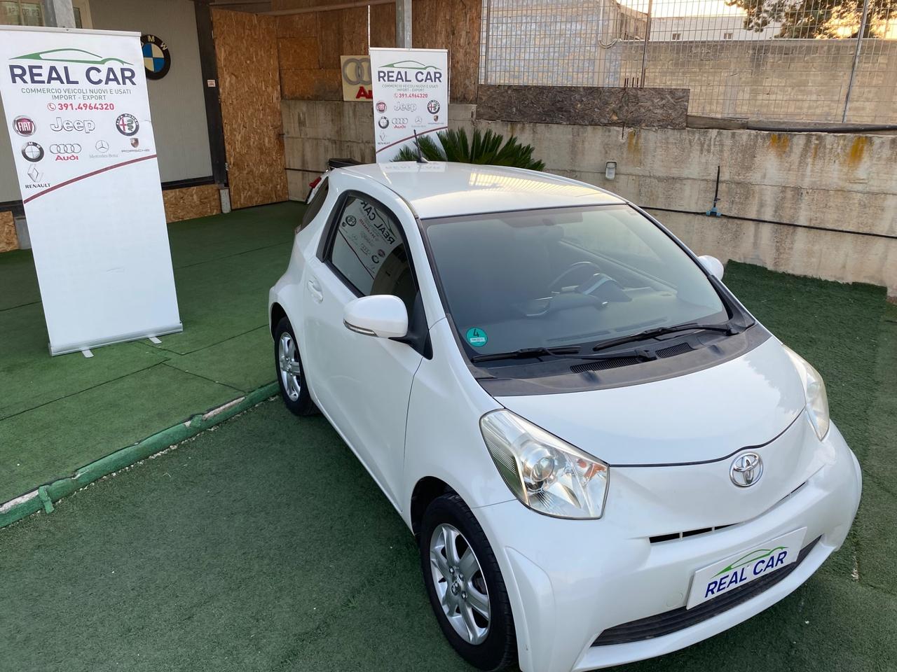 Toyota iQ Clima Benzina Neopatentati
