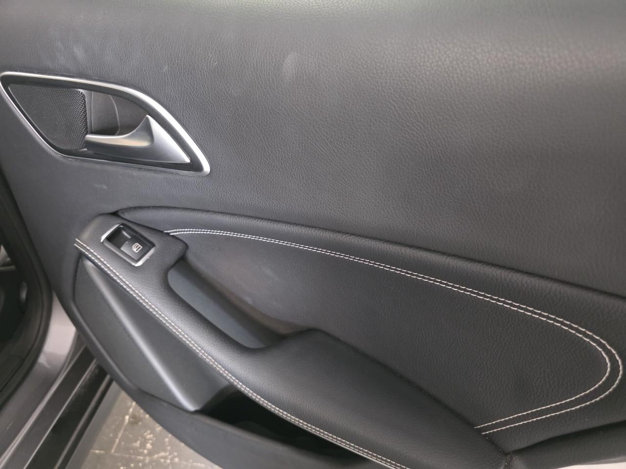 Mercedes-benz GLA 200 180 d Automatic Sport