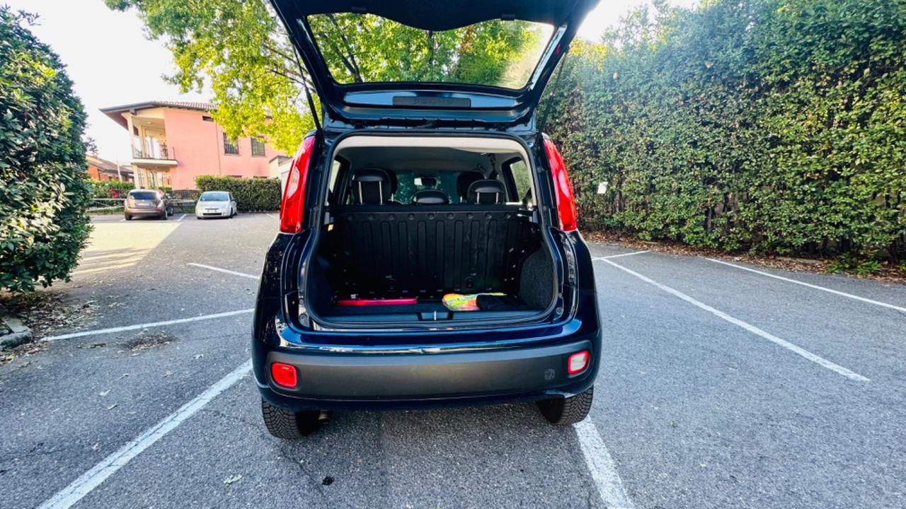 Fiat Panda 0.9 turbo. Euro 6b. Metano.ok neopatentati