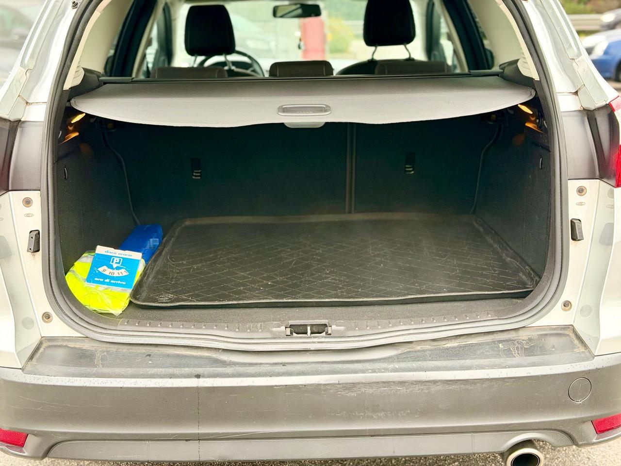 Ford Focus 1.6 105 CV SW Titanium km 142,000 garanzia 12 mesi