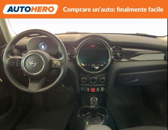 MINI Cooper 1.5 Cooper Essential 5 porte