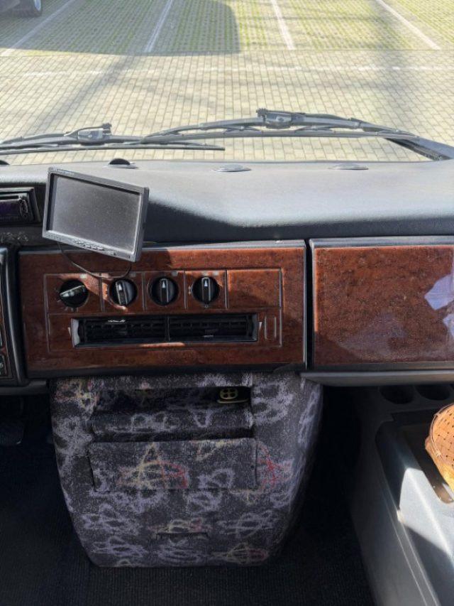 MERCEDES-BENZ LKW/TRUCKS Mercedes Benz 818 Beluga 29+1+1