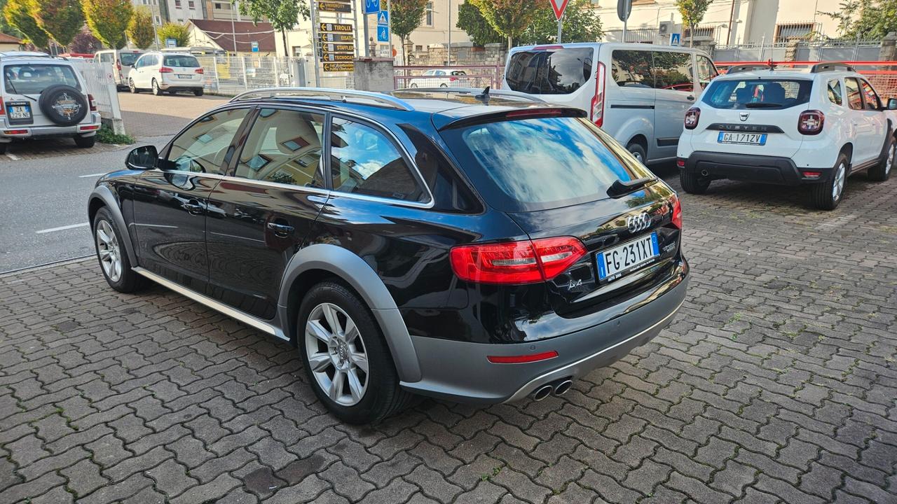 Audi A4 allroad 2.0 tdi Advanced 190c s-tronic NAVY-SED.RISC.PELLE