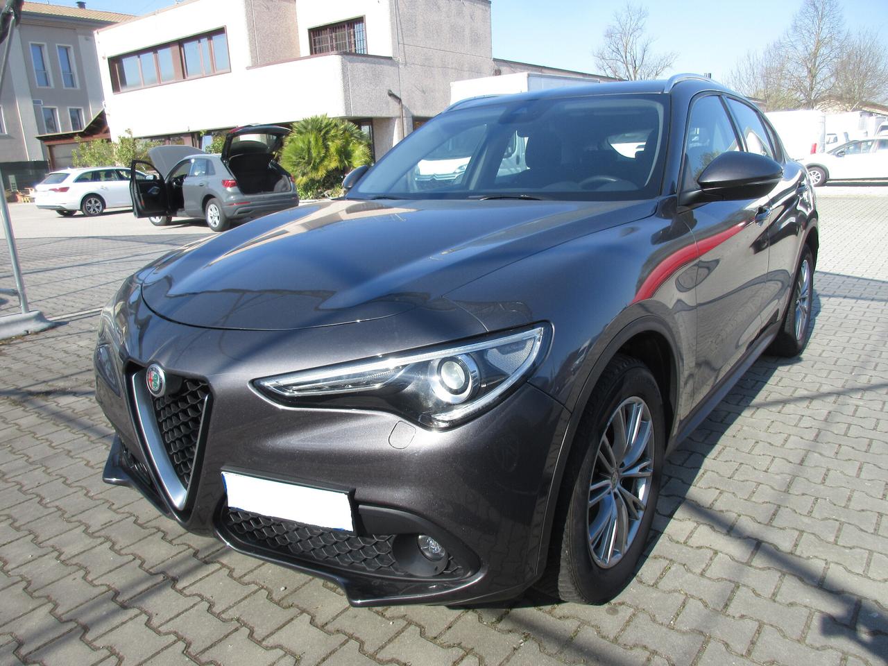 Alfa Romeo Stelvio 2.2 Turbodiesel 190 CV AT8 RWD Business
