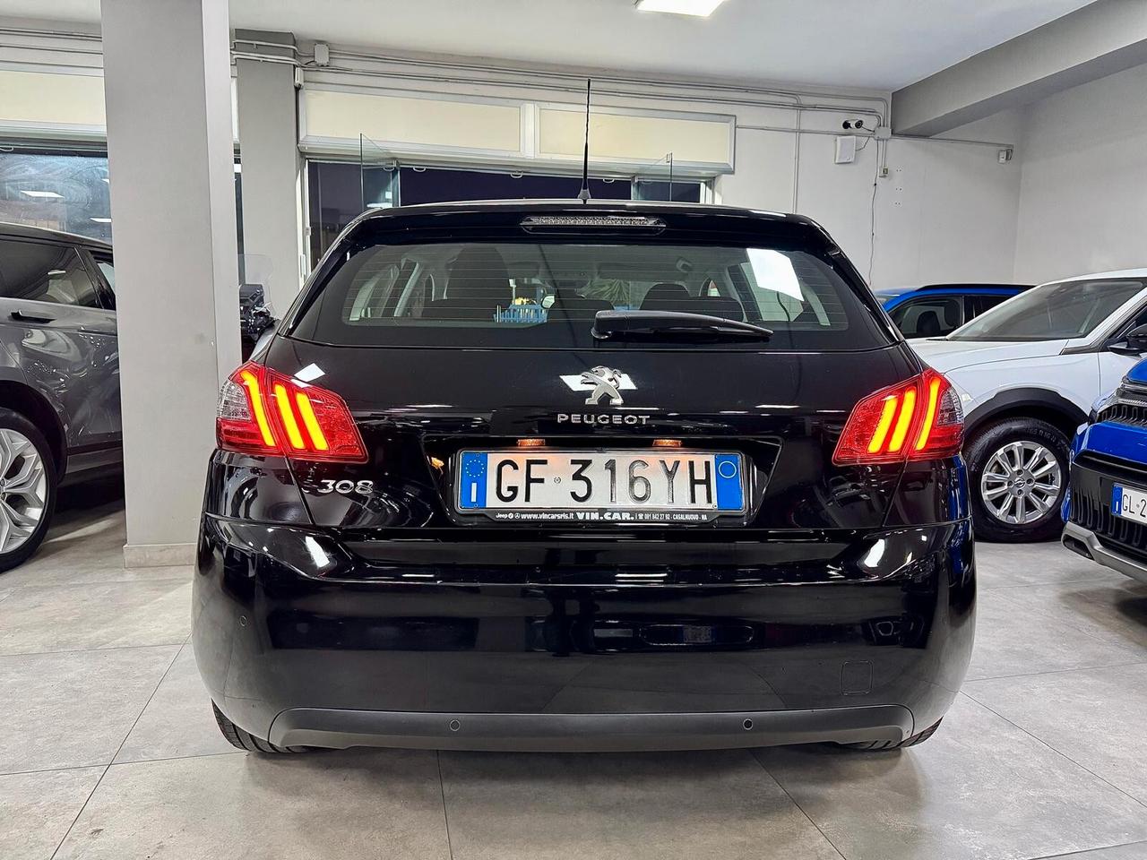 Peugeot 308 1.5 BlueHDi 130cv EAT8 Business 2021