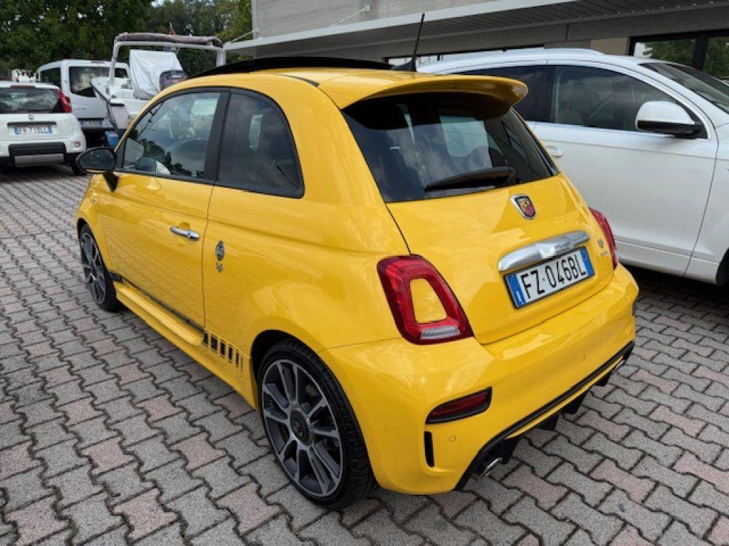 Abarth 595 1.4 Turbo T-Jet 165 CV Turismo