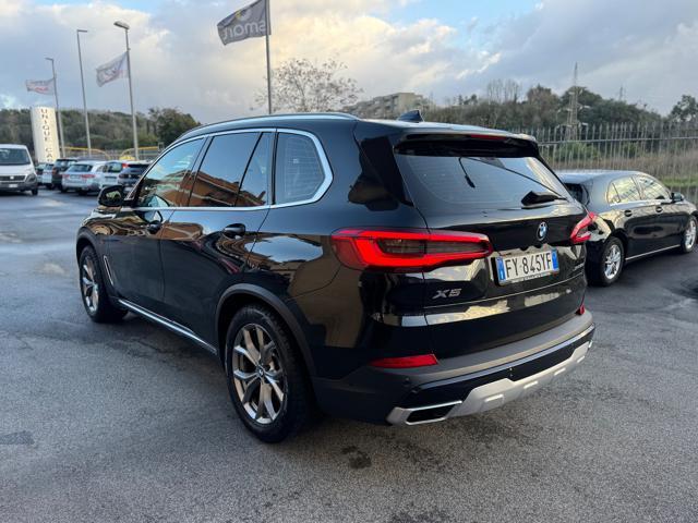 BMW X5 xDrive30d xLine 7 POSTI