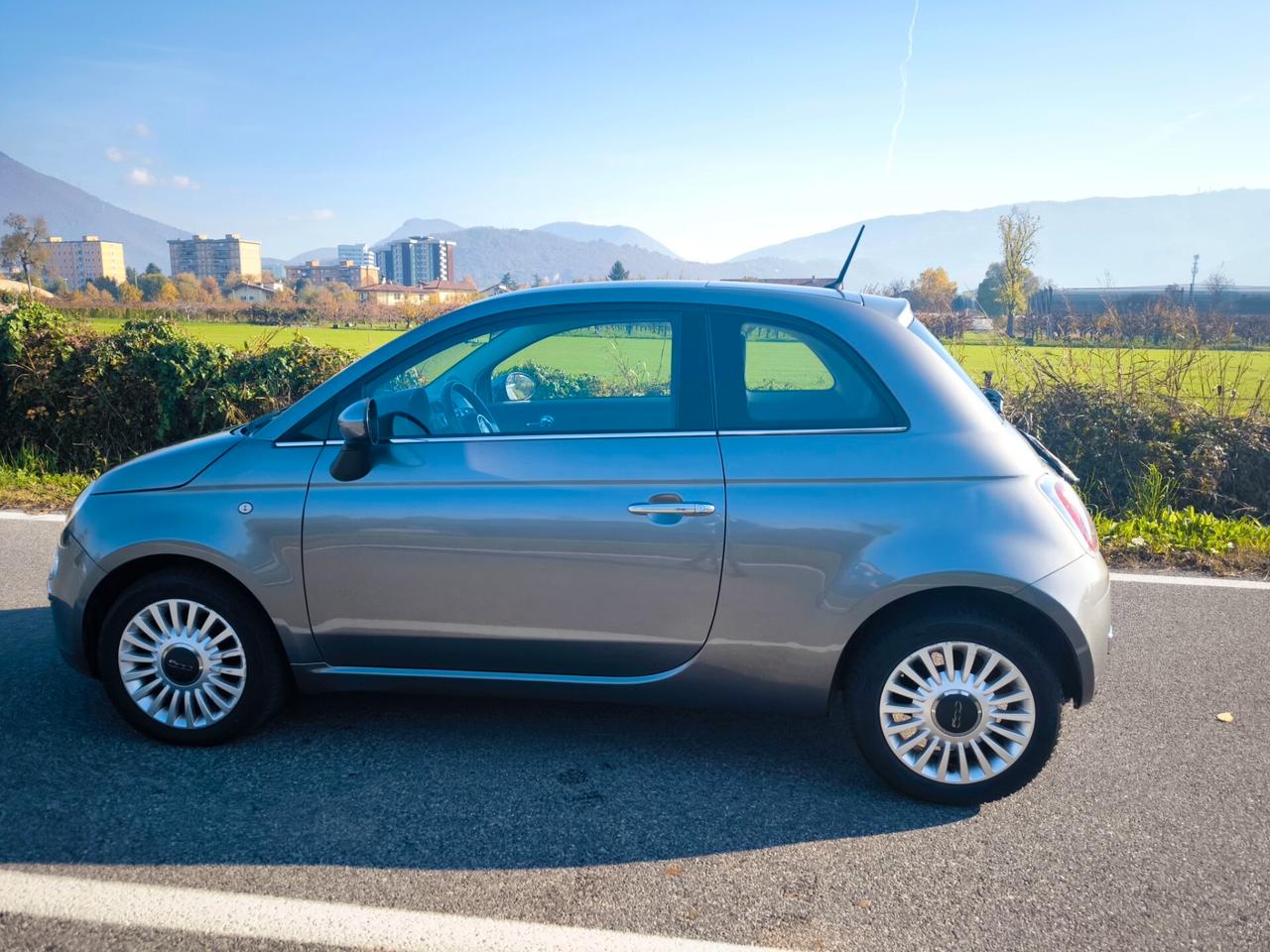 FIAT 500 1,2 BENZINA-LOUNGE -EURO 6- OK NEOPATENTATI