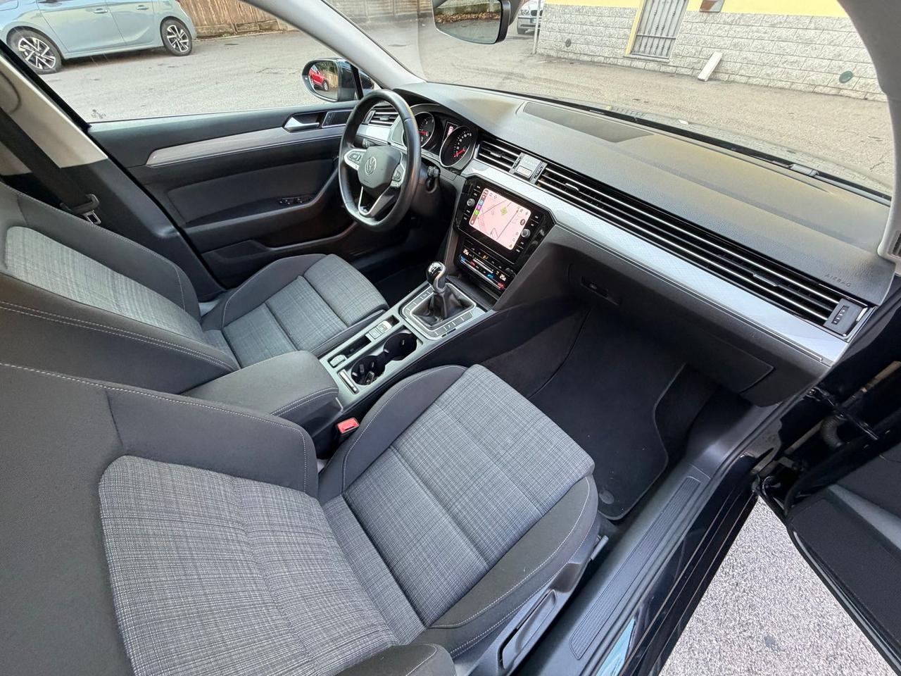 Volkswagen Passat 2.0 TDI Business #50324
