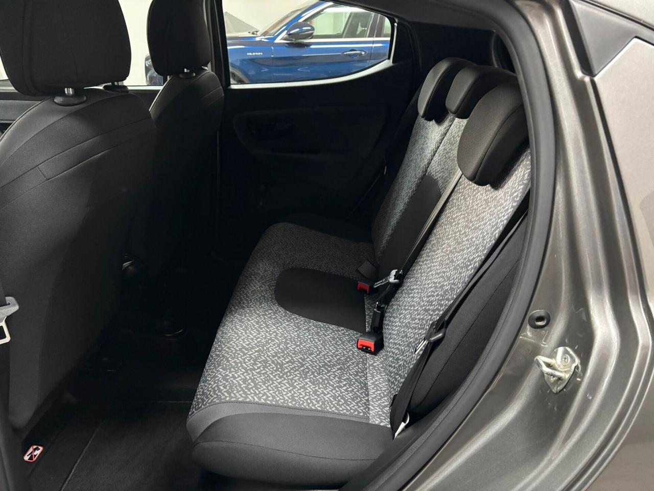 Lancia Ypsilon 1.0 FireFly 5 porte S&S Hybrid Silver Plus