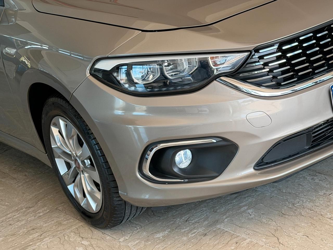 Fiat Tipo 1.6 M.JET 120 cv. 5 porte BUSINESS (Nav)