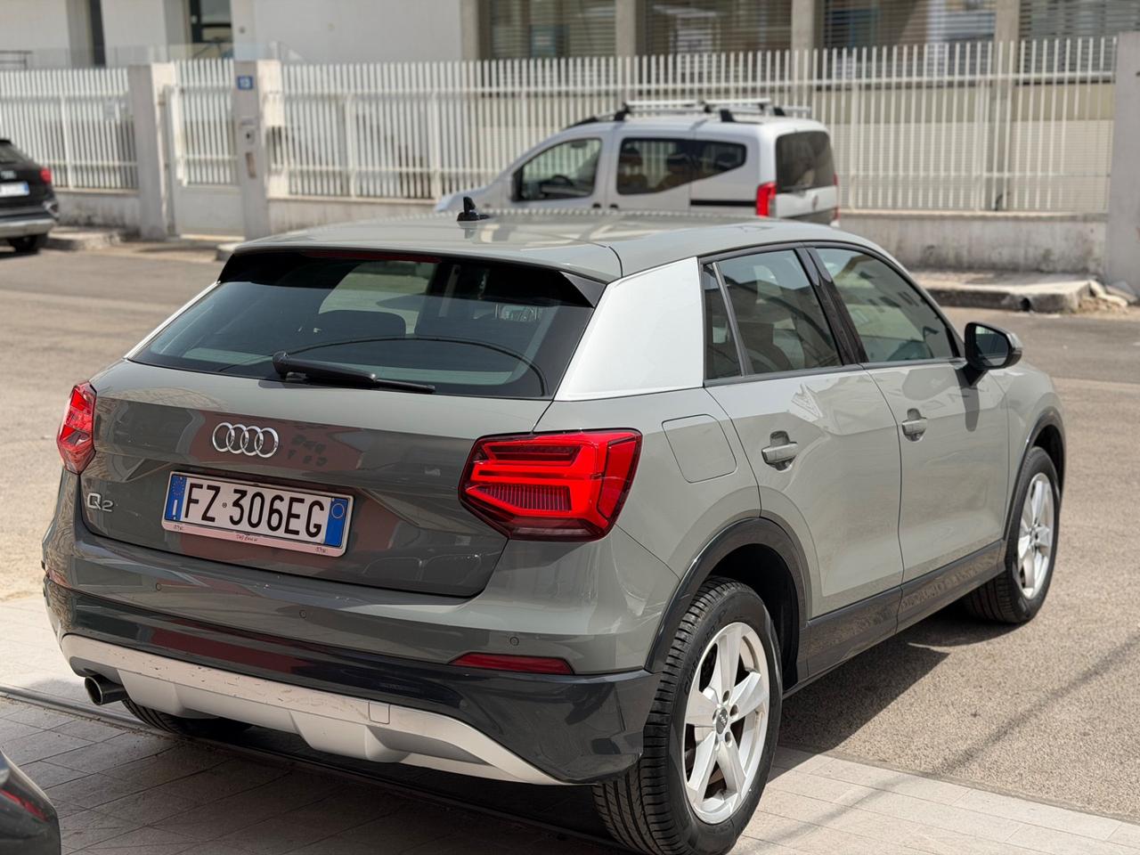 Audi Q2 1.6 116 cv Admired-2020/LED/NAVI/PARK