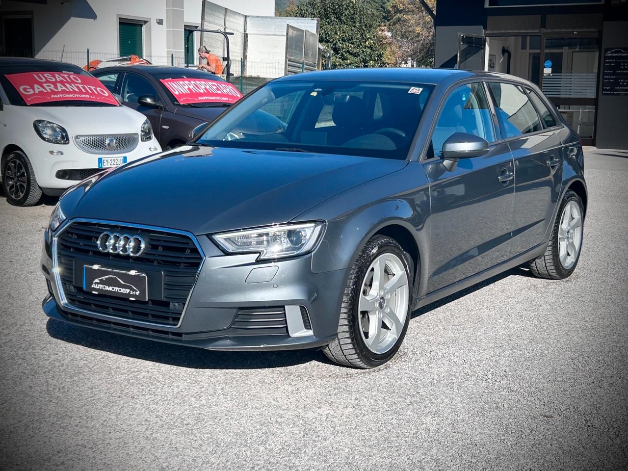 Audi A3 SBK 1.6 TDI Sport - NEOPATENTATI