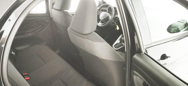 TOYOTA Yaris 1.5 Hybrid 5 porte Business