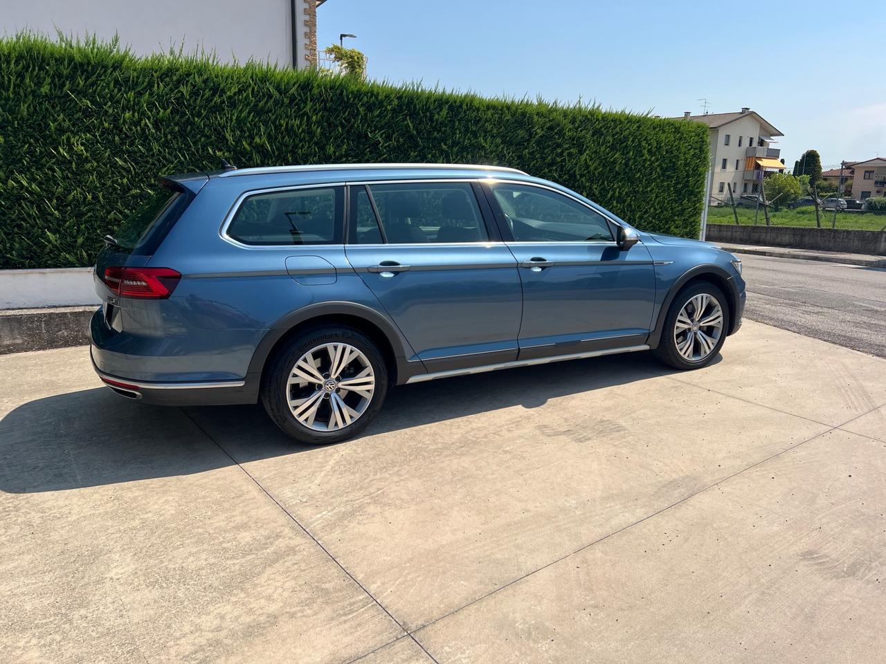 Volkswagen Passat Alltrack 2.0 BiTDI 4MOTION DSG BlueMotion Tech.