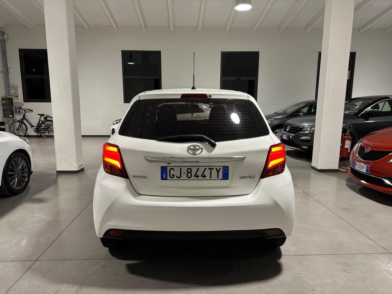 Toyota Yaris 1.0 5 porte Lounge