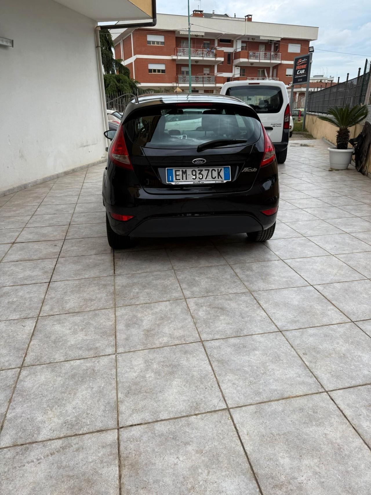 Ford Fiesta 1.4 TDCi 70CV 5 porte Titanium