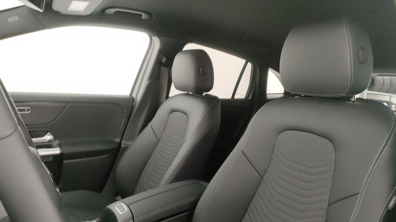 Mercedes-Benz GLA 180 d Automatic