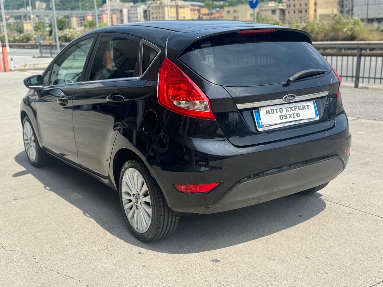 Ford Fiesta 1.4 TDCi 68CV 5 porte Titanium 2009