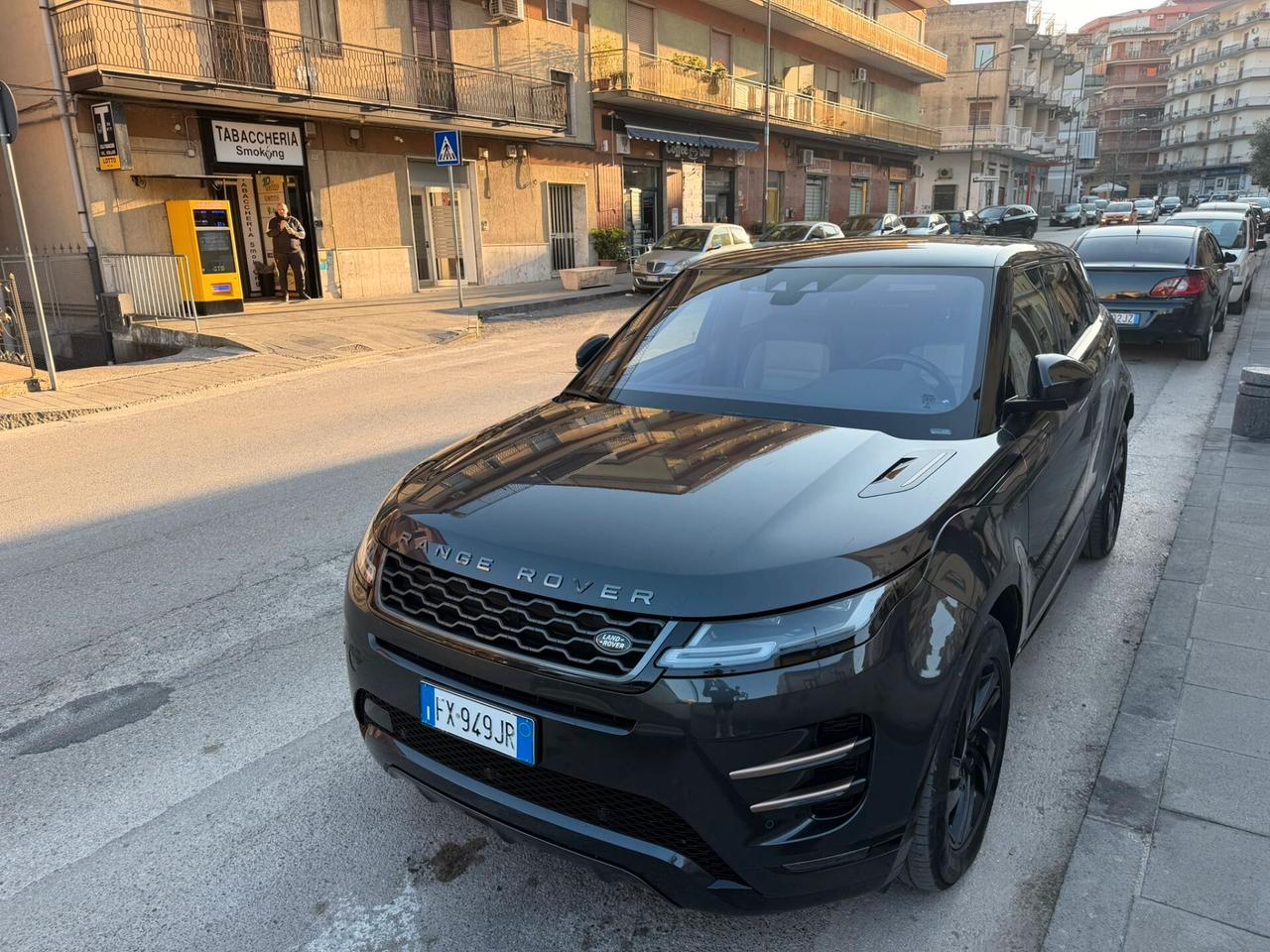 Land Rover Range Evoque 2.0 eD4 5p. Business Edition Pure