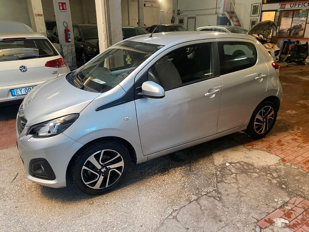 Peugeot 108 VTi 72 S&S 5p Allure - MOTORE DA RIVEDERE