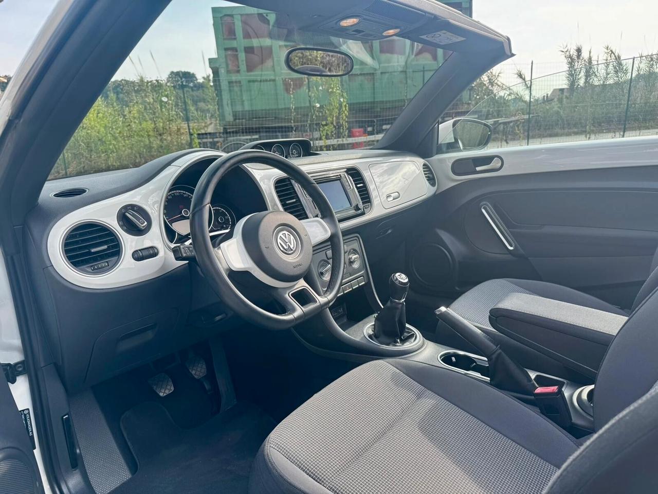 Volkswagen Maggiolino Cabrio 2.0 TDI Design BlueMotion Technology