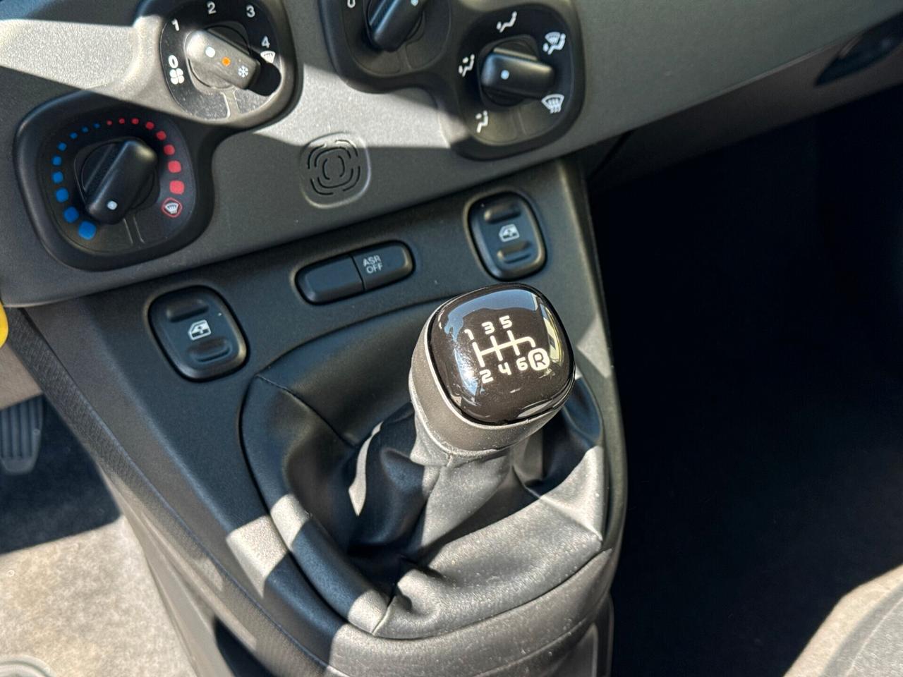 FIAT PANDA 1.0cc 69CV BENZINA NEOPATENTATI
