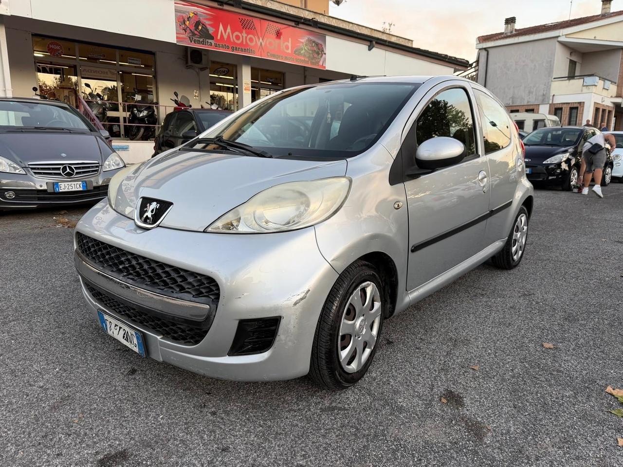 Peugeot 107 1.0 68CV 5p. Plaisir
