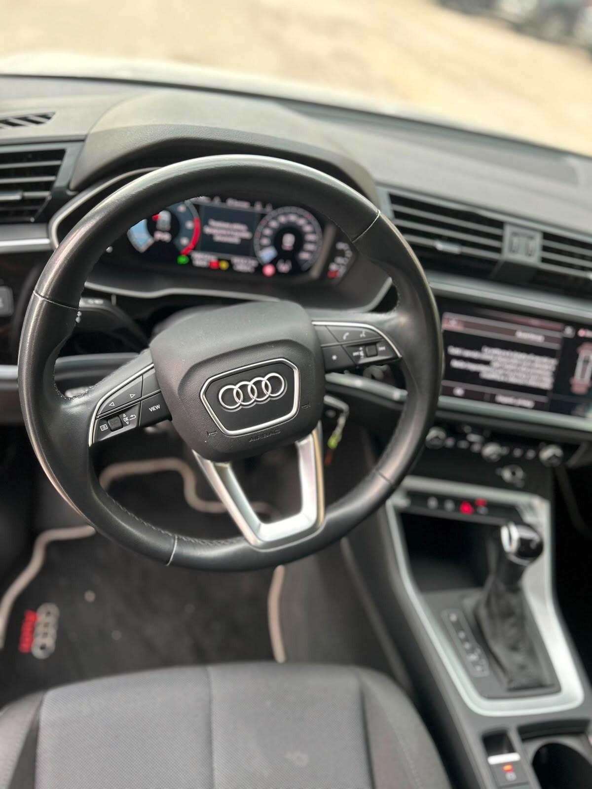 Audi Q3 35 TDI S tronic S-line edition