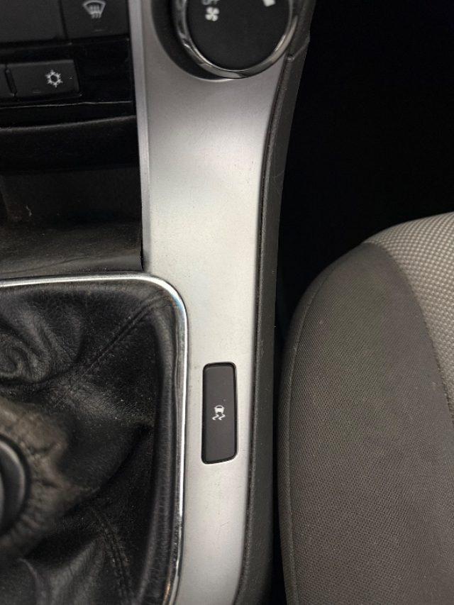 CHEVROLET Cruze 1.6 4 porte LS