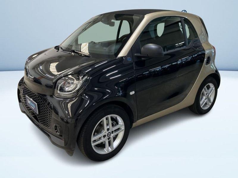 smart fortwo EQ PURE 22KW