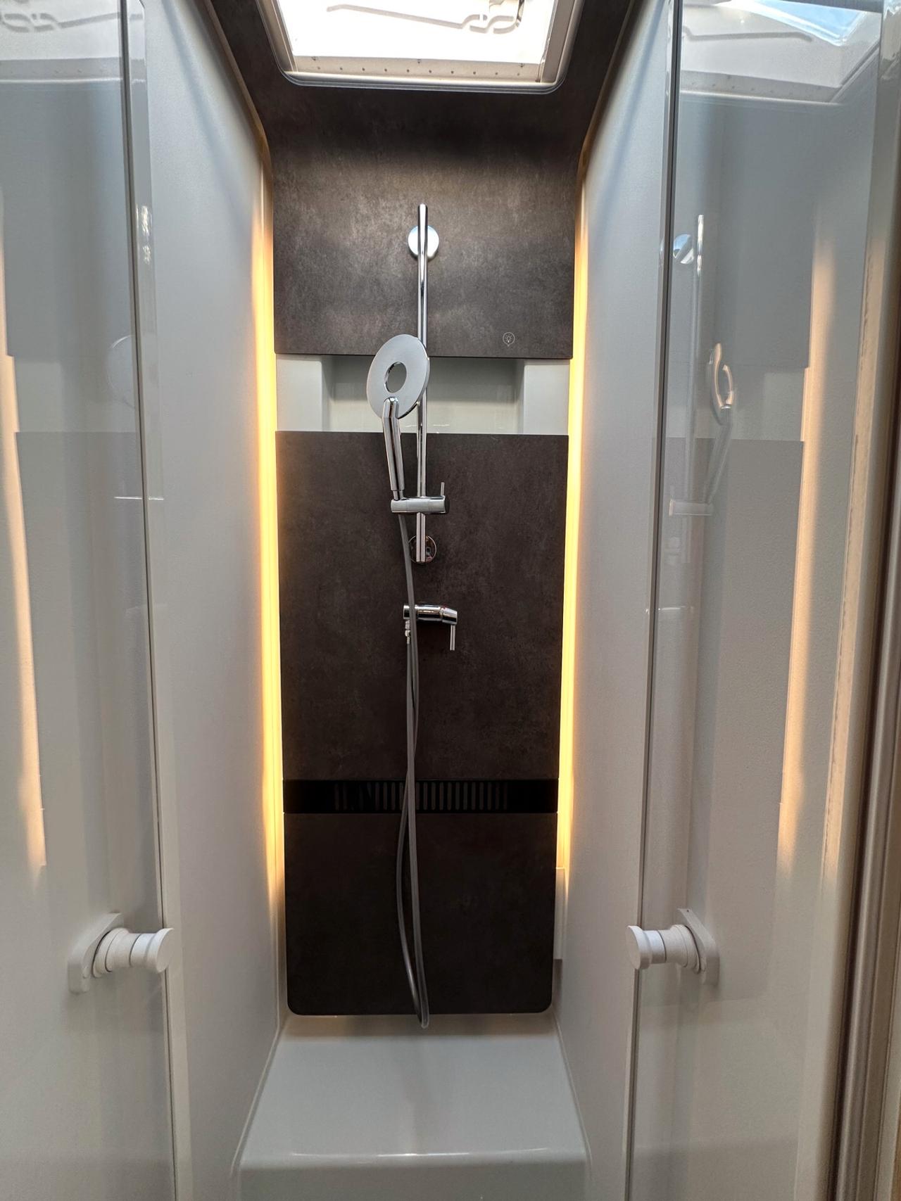 Adria MOTORHOME SONIC 700DL