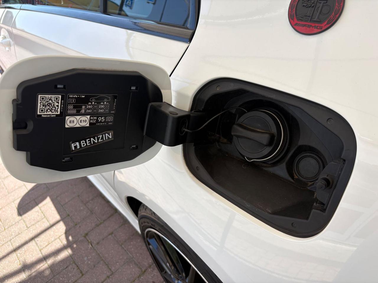 Mercedes-Benz A 200 AMG Line Premium Plus E #11037