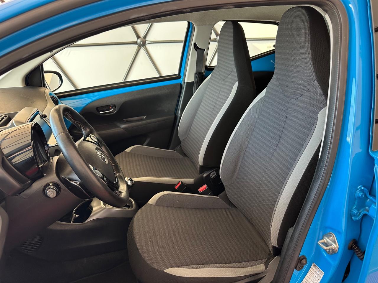 Toyota Aygo X 1.0 VVT-i 72 CV 5 porte Lounge Air S-CVT