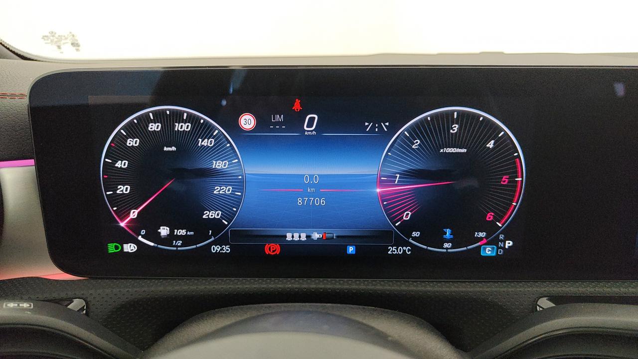 Mercedes-Benz CLA Shooting Brake 200 d AMG Line Advanced Plus auto