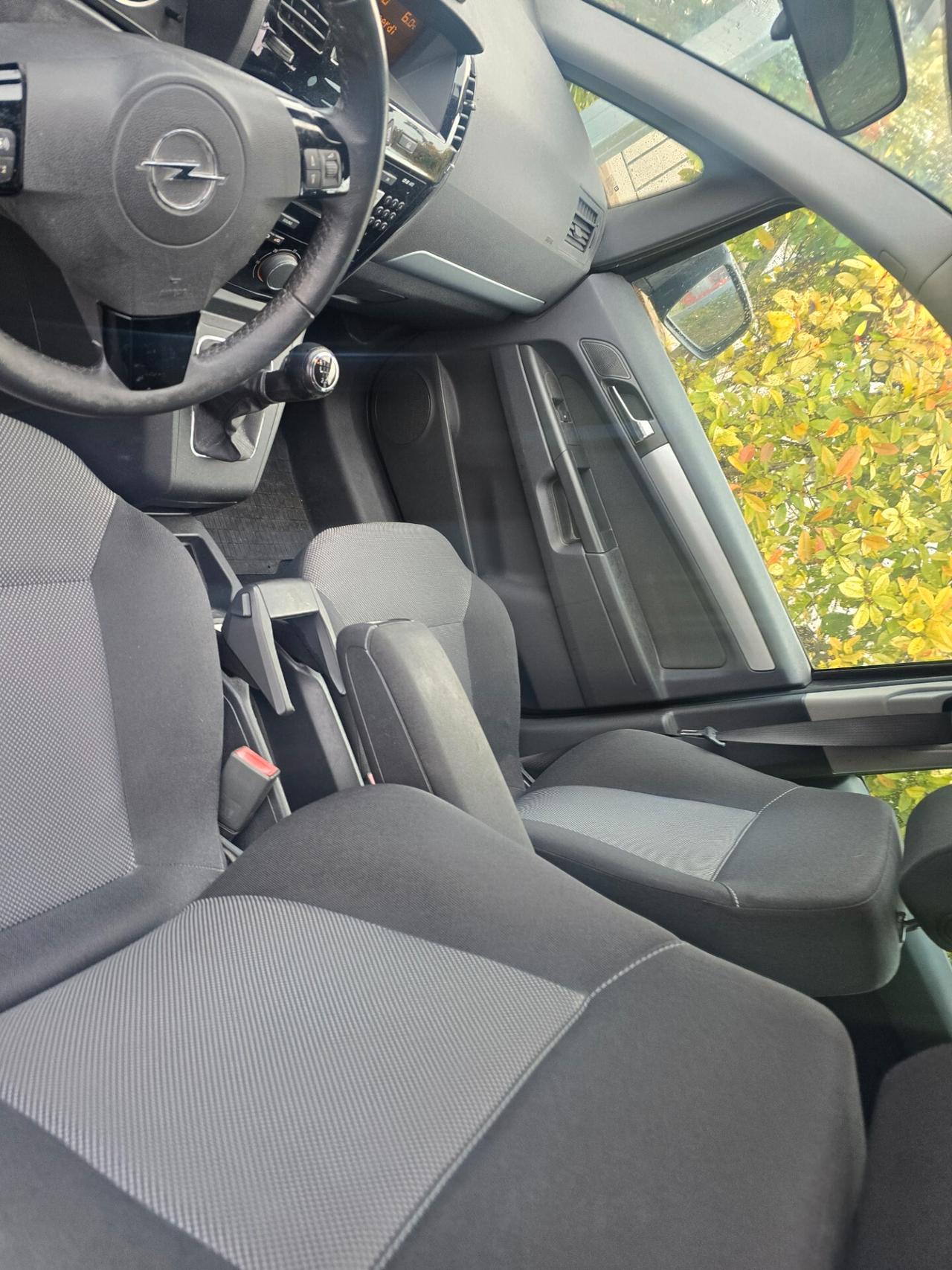 Opel Zafira 1.6 16V ecoM 150CV Turbo One