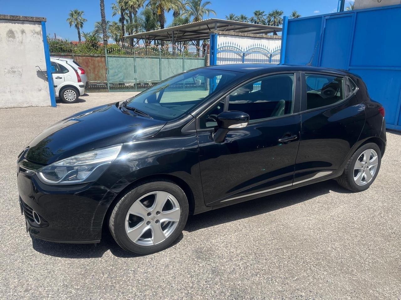 Renault clio 5 P-1.2 benz/75 cv-full -2012