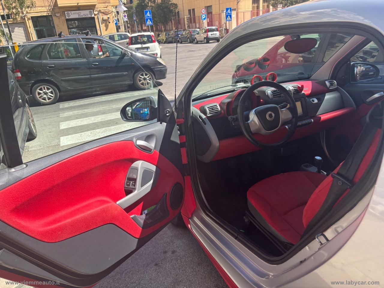 SMART fortwo 1000 52 kW coupé limited one