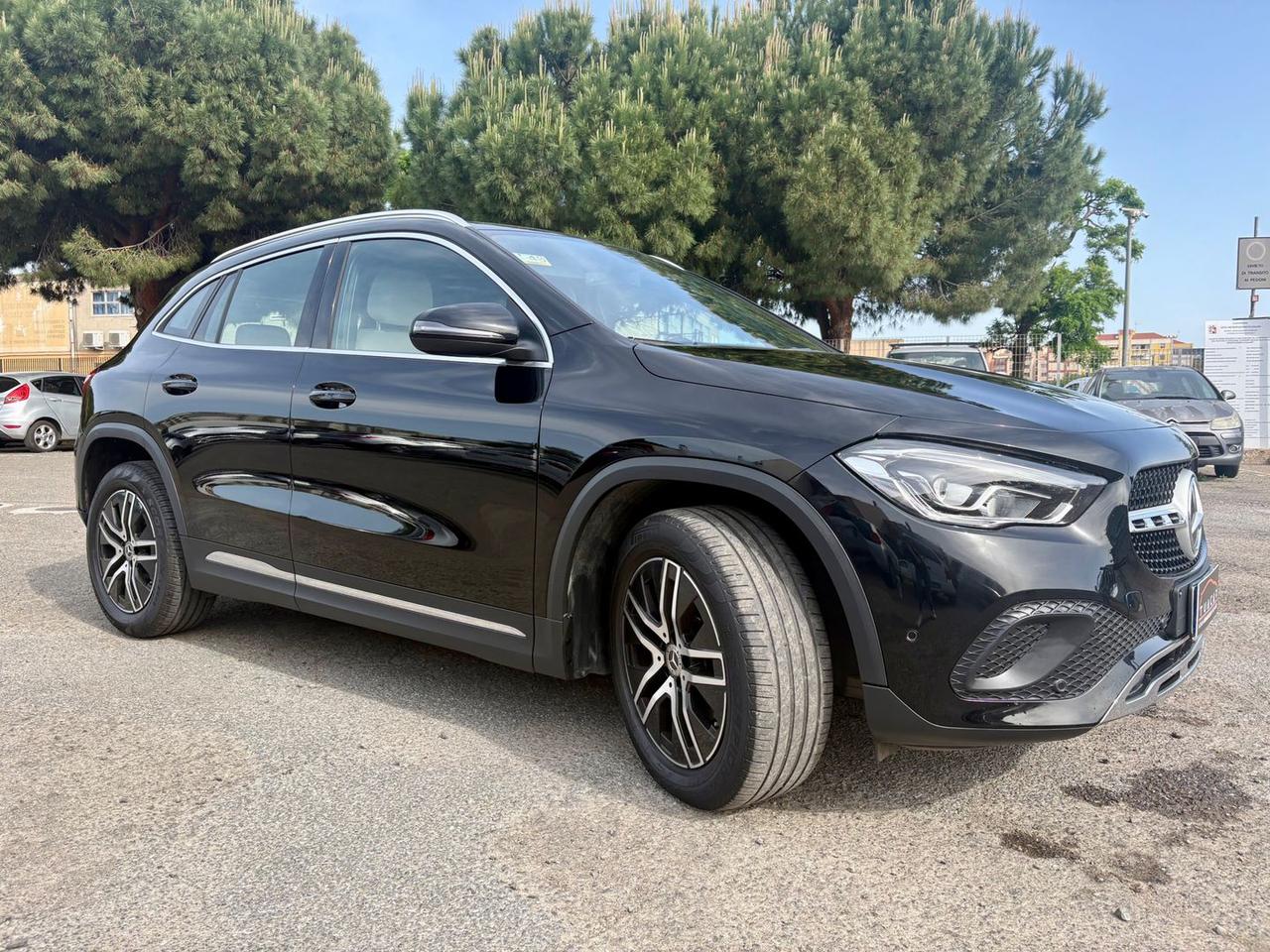 Mercedes-Benz GLA 180 Advanced Plus #10643