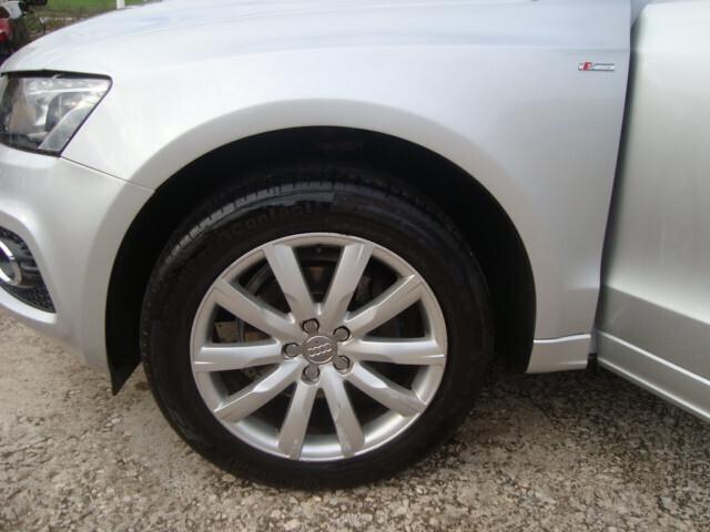 Audi Q5 2.0 tdi quattro 170cv S-LINE