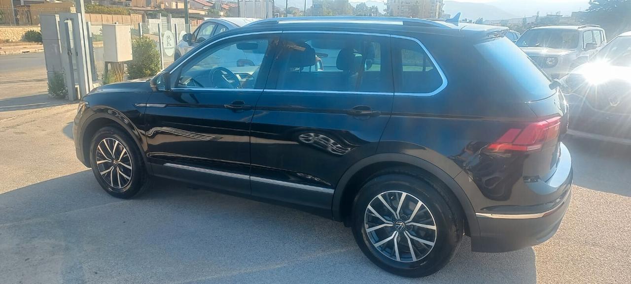 Volkswagen Tiguan 2.0 TDI 150 CV SCR DSG Life